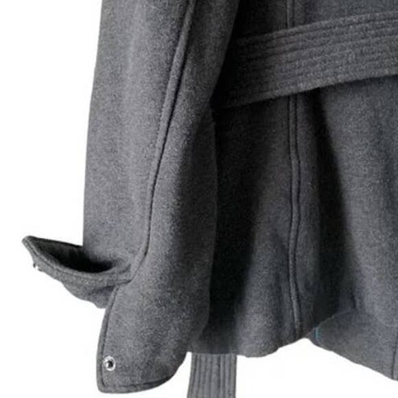 NWT Kenneth Cole Reaction Pea coat Women Size M Belted Gray Cotton Poly Blend - Picture 9 of 12